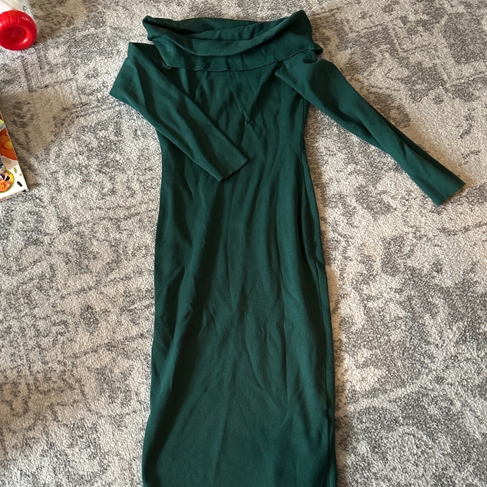 Chic Forest Green Long Sleeve Sweater Dress